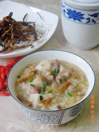 黄花菜咸肉粥