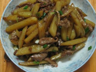 家常菜——土豆炒肉的做法