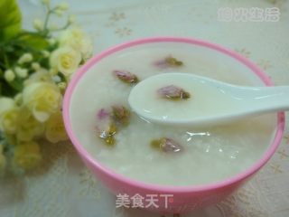 养颜玫瑰花粥