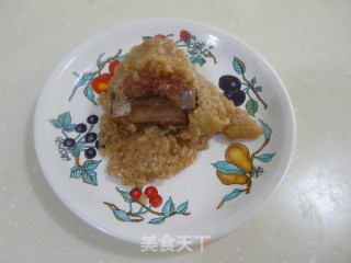 四溢飘香的排骨粽子