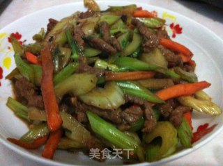 芹菜肉丝的做法