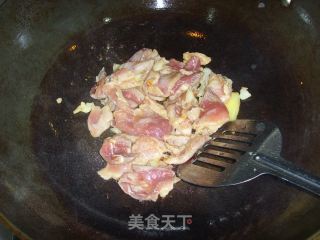 彩椒洋葱炒肉片的做法步骤：2