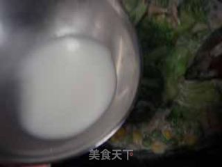 双豆鲜蔬螺丝意面的做法步骤：4