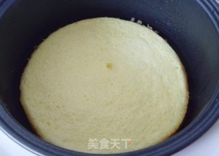 用电饭锅做美味蛋糕的做法步骤：2