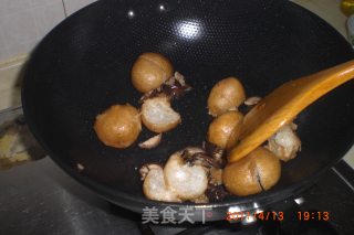 油豆腐果炒青菜的做法步骤：2