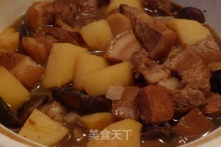 土豆香菇红烧肉的做法步骤：7