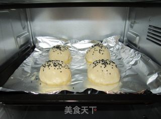 黑芝麻豆沙餐包的做法步骤：12