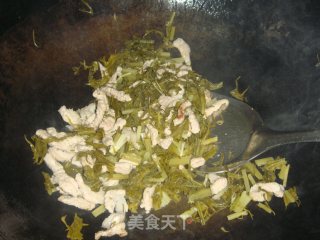 咸菜豆角炒肉丝的做法步骤：4