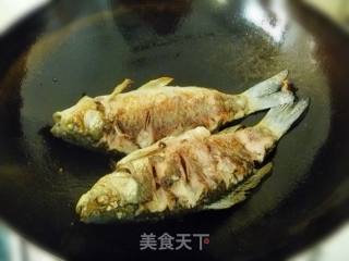 【养生汤煲】奶白浓汤---鲫鱼豆腐汤的做法步骤：6