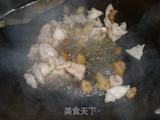 韭菜炒肉的做法步骤：4