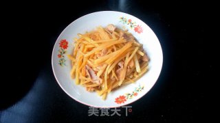 土豆丝炒肉的做法