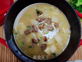 牛肉炖萝卜的做法