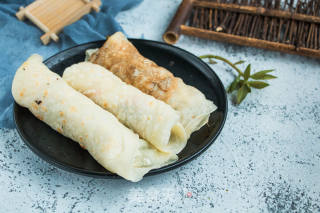 饺饼筒延续一下欠费的春节假日