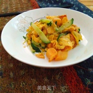 青瓜榨菜炒鸡蛋的做法