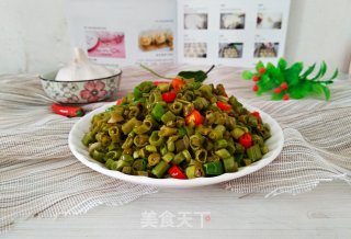 空心菜梗炒泡豇豆的做法