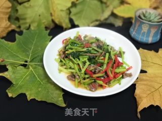 牛肉炒芹菜的做法