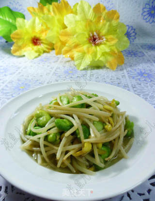 蚕豆肉炒黄豆芽的做法