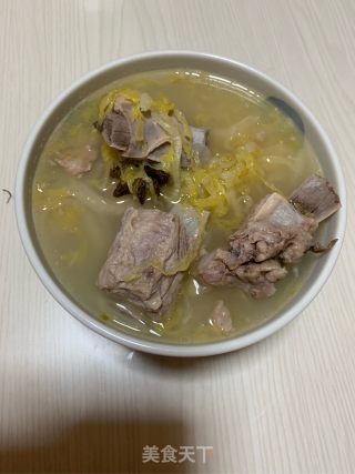 酸菜炖排骨的做法