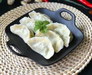 芹菜猪肉水饺的做法