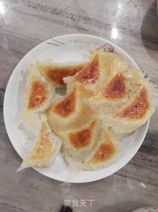 冰花锅贴的做法