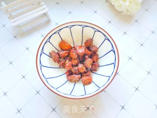 后肘肉不仅可以炒菜用还可以用来做烧烤：味道比烧烤店的还好吃