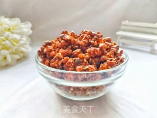 味道比电影院还好吃的简单快手爆米花：1大桶成本才几块钱的做法