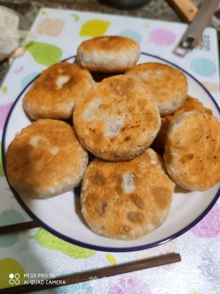 梅干菜烧肉烧饼的做法