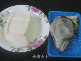 鸦片鱼头豆腐汤的做法步骤：1