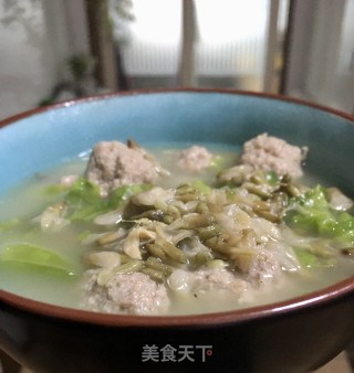 “快手汤”牛肉丸槐花汤的做法