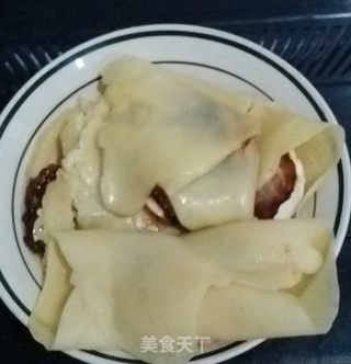 鸡蛋肉卷可丽饼的做法