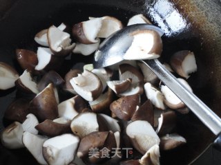 春节年夜饭之——蚝油香菇青菜的做法步骤：3