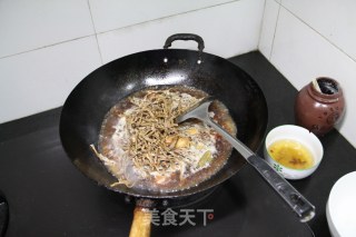 干豇豆红烧肉的做法步骤：13