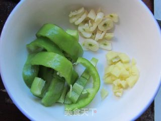 豆瓣酱炒茄子的做法步骤：4