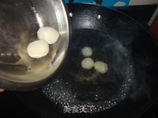 鱼丸紫菜汤的做法步骤：2