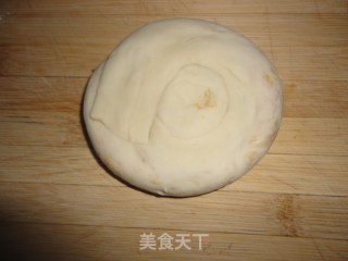 麻酱饼的做法步骤：6