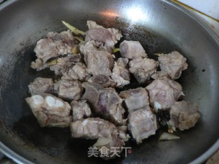 红烧鲍菇糖排的做法步骤：10