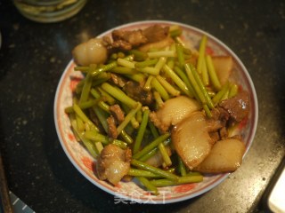 蒜苗烧肉的做法步骤：7