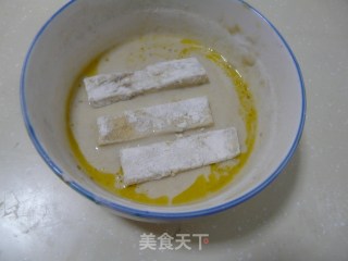 豆腐也疯狂——炸素脆条的做法步骤：4