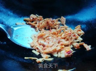 酸笋炒牛肉的做法步骤：6