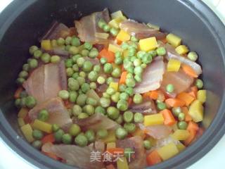 腊肉胡萝卜焖饭的做法步骤：12