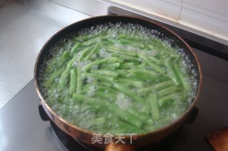 低油健康版【干煸豆角】（真正干煸，同样美味）的做法步骤：4