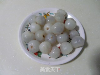 清清爽爽过夏天——荔枝雪（好美的名字）的做法步骤：2