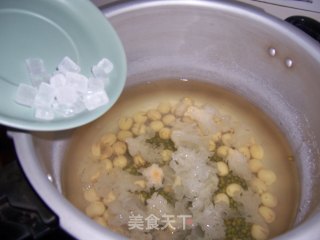 银耳莲子绿豆粥的做法步骤：6