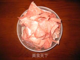 猪肉酸菜炖冻豆腐的做法步骤：1