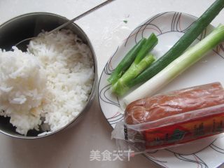 2分钟搞定的火腿炒饭的做法步骤：1