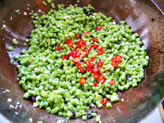 心蓝手制私房菜【口味豆角碎】——节日里的小确幸，小清新的做法步骤：7