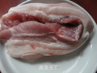 好吃不油腻------红烧肉的做法步骤：2