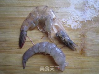 水晶虾饺的做法步骤：2