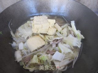 猪肉白菜炖冻豆腐的做法步骤：11