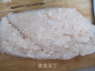 韭菜鱼肉饺子的做法步骤：2